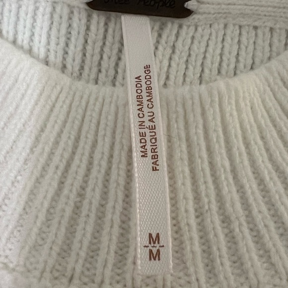 NWOT Free People Easy Street Tunic - color Painted White - Picture 4 of 4